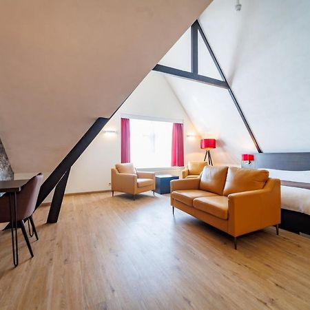 Bastion Hotel Apeldoorn Het Loo Екстериор снимка