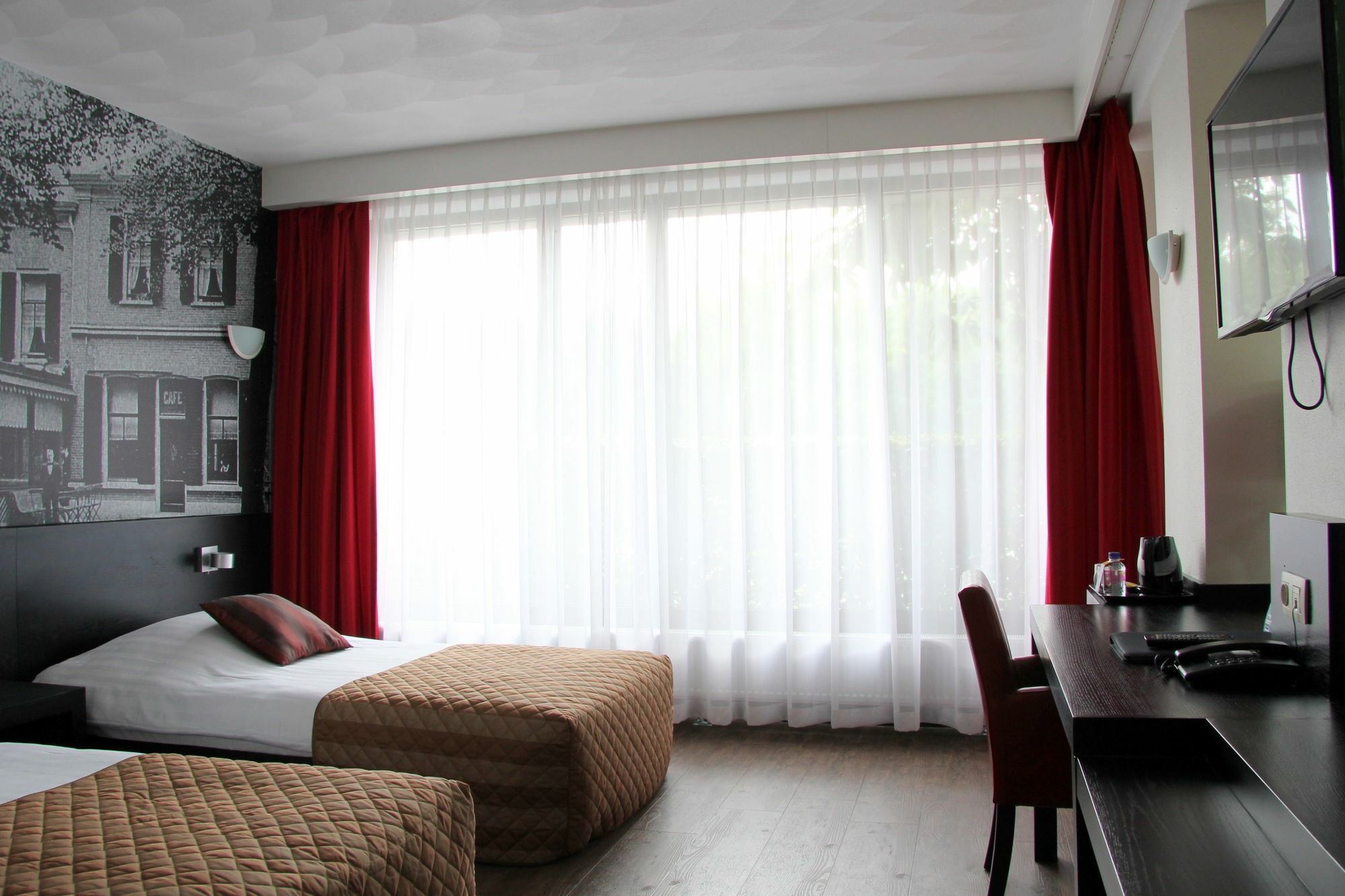 Bastion Hotel Apeldoorn Het Loo Екстериор снимка