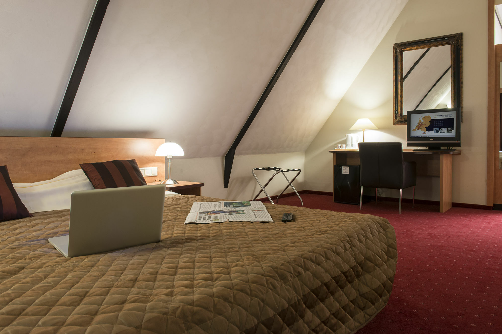 Bastion Hotel Apeldoorn Het Loo Екстериор снимка