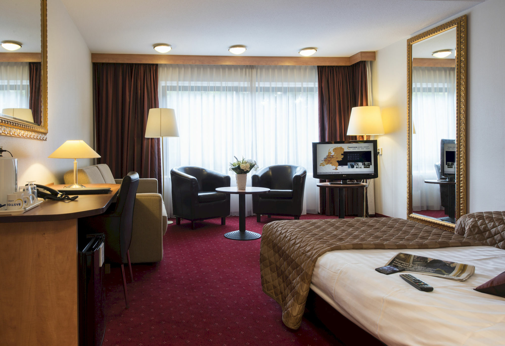 Bastion Hotel Apeldoorn Het Loo Екстериор снимка