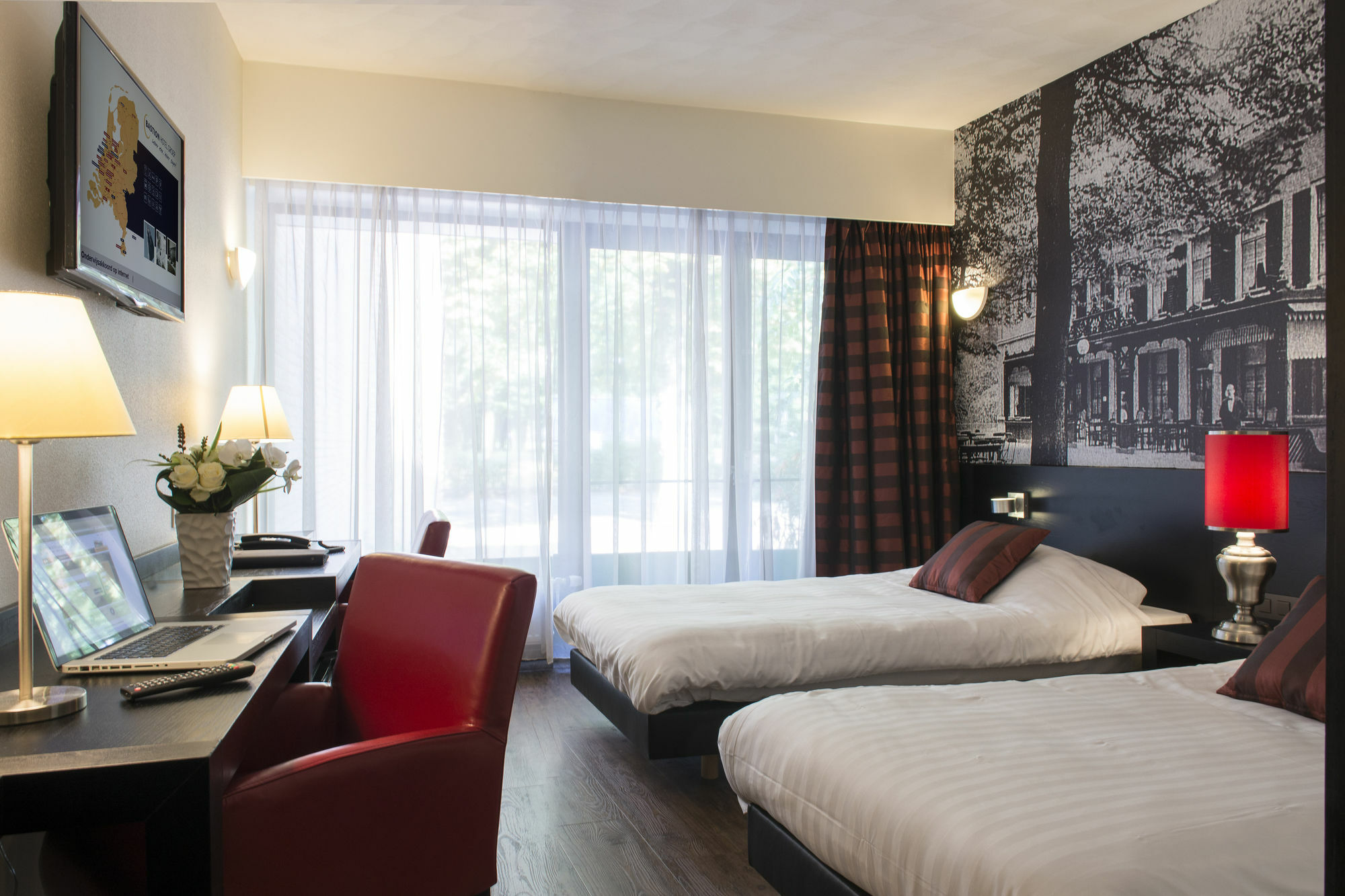 Bastion Hotel Apeldoorn Het Loo Екстериор снимка
