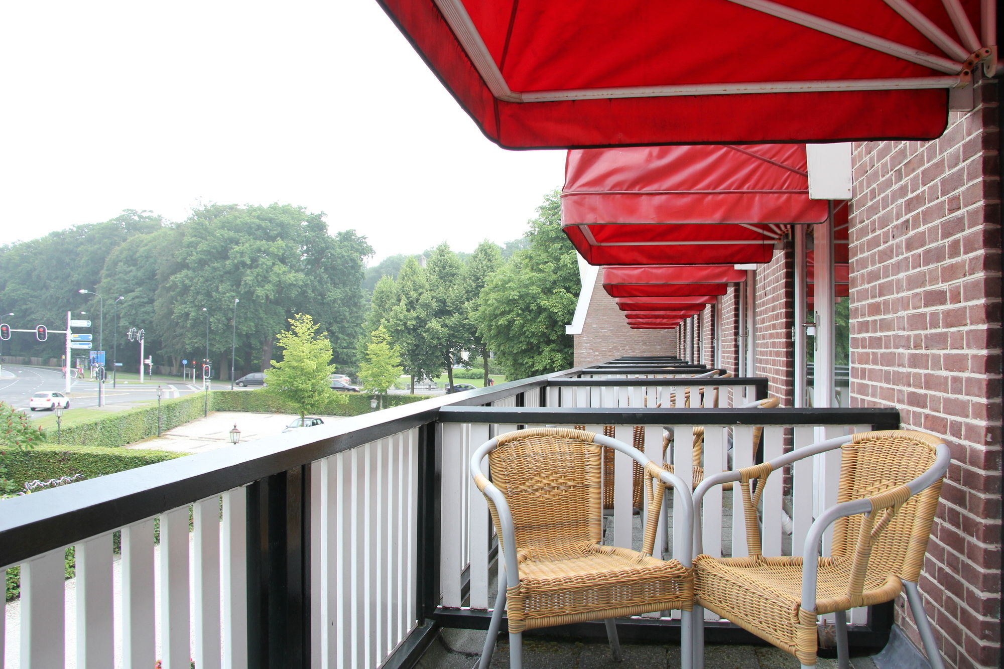 Bastion Hotel Apeldoorn Het Loo Екстериор снимка